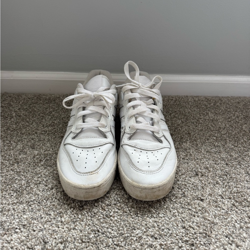 ADIDAS women’s White Sneakers